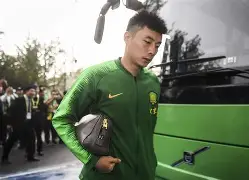 企鹅体育-罗马尼亚银靴难拒中超高薪下定决心赴浙事出有因(马云成功的三大原因)
