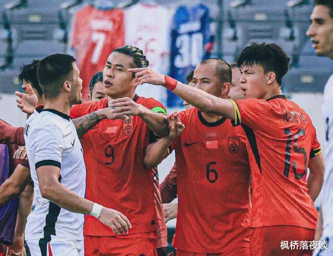 东亚杯-黄政宇首球国足两中门框1-0中国香港获季军的简单介绍
