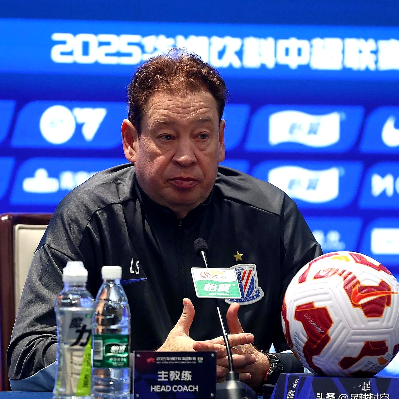 企鹅体育-申花与主教练斯卢茨基续约新合同至2027年底(2021申花主教练)