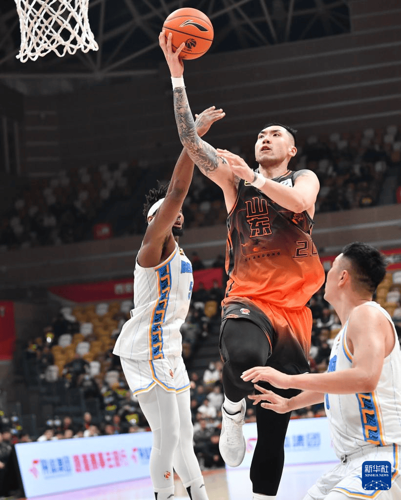 企鹅体育-CBA俱乐部杯吸引国内外球员参与(cba俱乐部投入排名)
